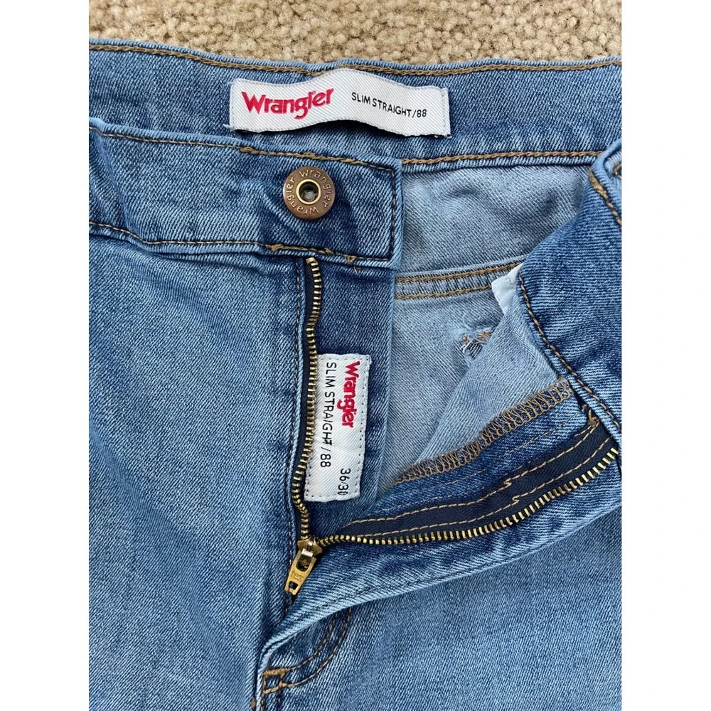 Wrangler Slim Straight‎ Jeans Mens 36x30 Blue Medium Wash 10MGW88AL Excellent